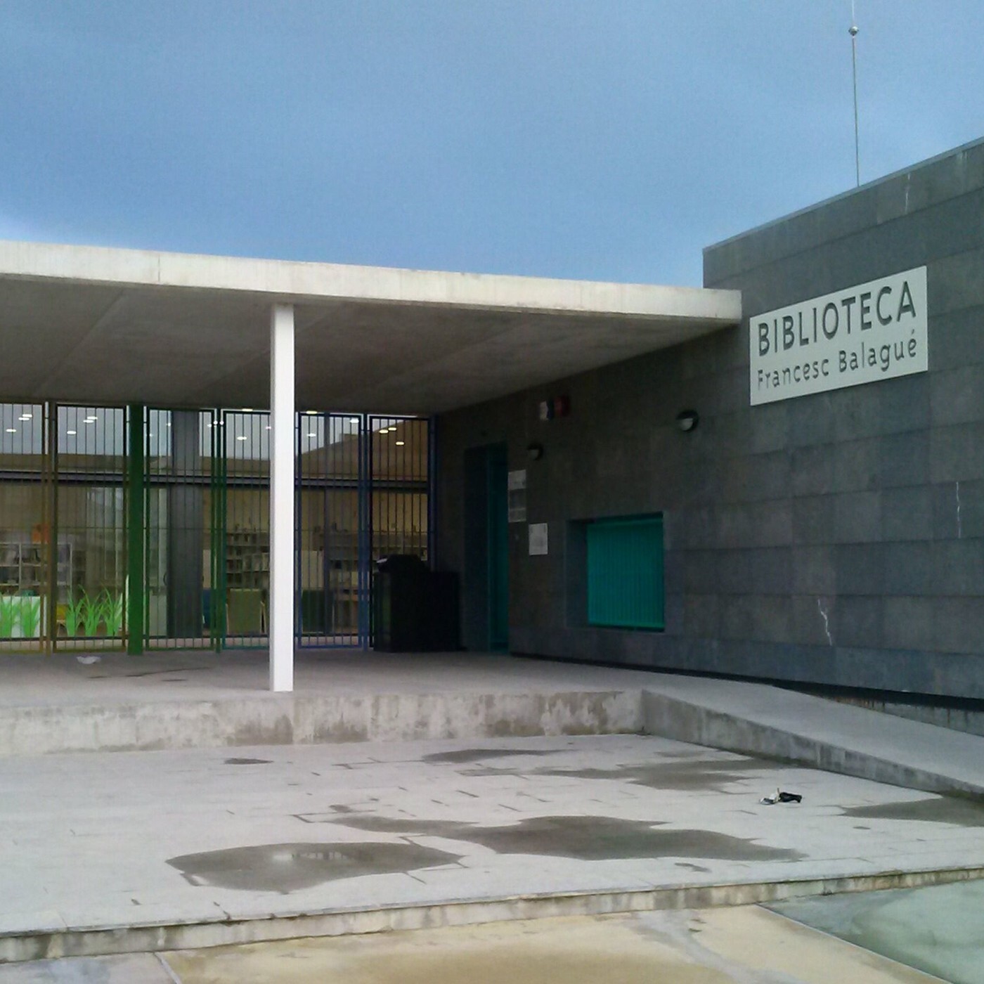 ANEM A LA BIBLIOTECA. Biblioteca de Sant Jaume d’Enveja