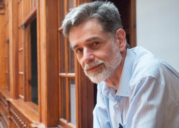 El pediatra i escriptor Carlos González visitarà Deltebre, en la seua pròxima conferència