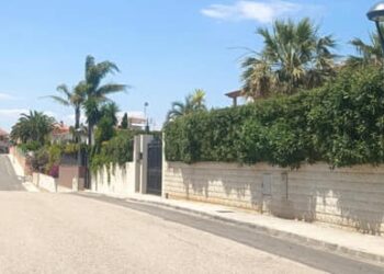 L’Ampolla renova l’enllumenat públic amb lluminàries LED