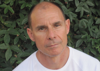 El camarlenc Agustí Clua presenta el seu nou llibre “Dreceres quan no cal”