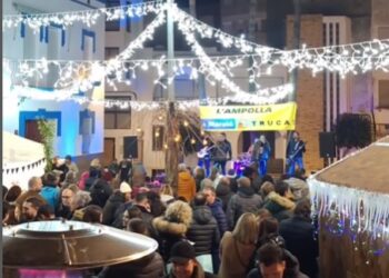 L’Ampolla inaugura la Fira de Nadal amb la visita del conseller d’Empresa i Treball, Miquel Sàmper