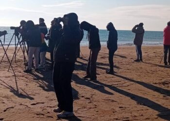 L’Ampolla comença l’any amb la tradicional sortida ornitològica