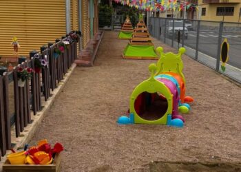 Camarles transforma el pati de la llar d’infants “Lo Racó del Petit”