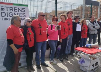 Trens Dignes demana un servei ferroviari i d’autobusos “digne per a tothom”