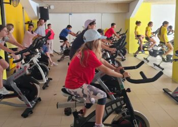 Més de 120 alumnes participen en les Escolimpiades al Centre Esportiu del Delta