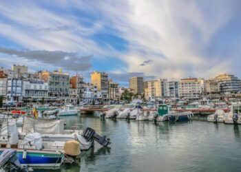L’Ampolla viu un agost ‘molt bo’ amb més visitants que l’any passat