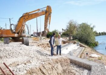 Deltebre avança en les obres del mirador del Molí dels Mirons