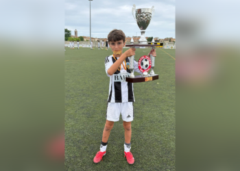 El jove futbolista de l’Ampolla, Dani Sabater Llambrich tanca una temporada rodona