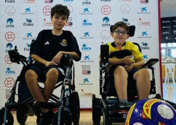 Adrià Ferré participa al campus europeu de Powerchair Football als Països Baixos