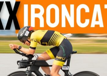 Més de 300 triatletes desafiaran la llarga distància al XX Ironcat de l’Ampolla