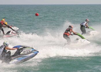 El Campionat de Catalunya de Motos Aquàtiques fa parada a la Platja de les Avellanes