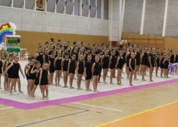 El Club de Gimnàstica Rítmica Sant Jaume d’Enveja inicia temporada amb un equip tècnic ampliat