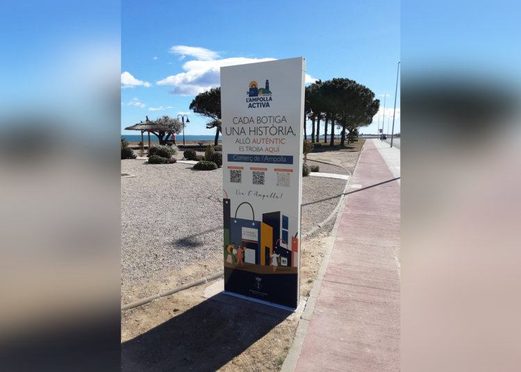 L’Ampolla impulsa el comerç local amb cinc totems informatius