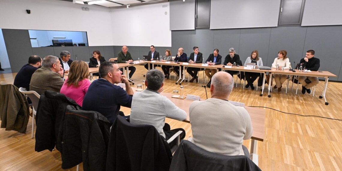 Delta de l’Ebre: 42 milions per frenar la regressió amb debat sobre l’atermenament