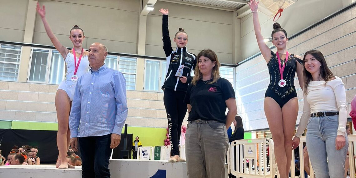 Èxit del segon Trofeu Porta del Delta amb més de 350 gimnastes i 600 espectadors a l’Ampolla