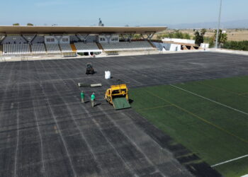 L’Ajuntament de Deltebre inicia la substitució de la gespa artificial del Camp Nou