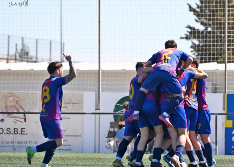 El Camarles s’assegura la promoció d’ascens amb una jornada per jugar-se