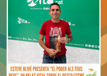 Esteve Olivé presenta “El poder als teus peus”, un relat vital sobre el descalcisme i la connexió amb la terra