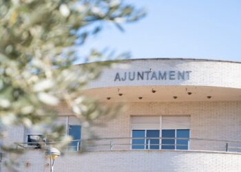 Sumem per l’Ampolla defensa la gestió municipal i reclama serenitat davant la causa judicial oberta