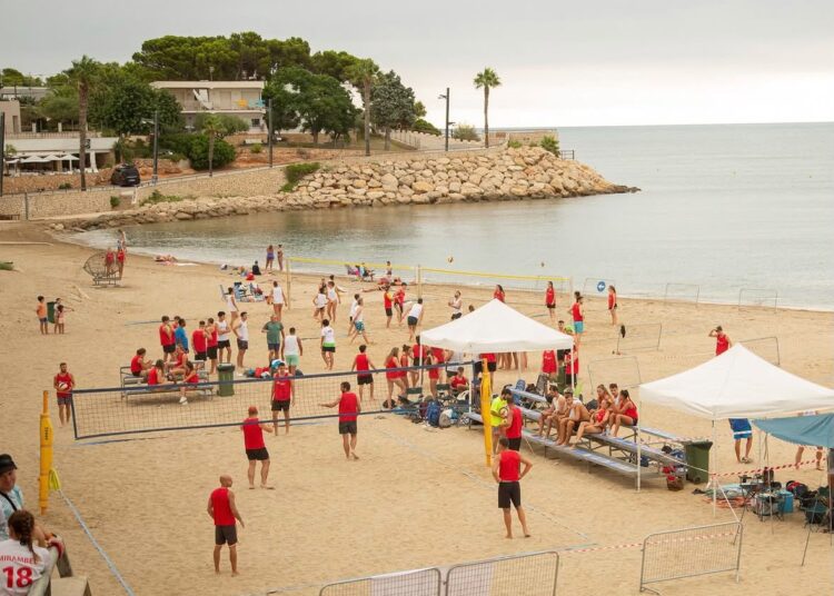 El torneig Mediterrània de vòlei platja arriba a l’Ampolla amb nou format 2×2
