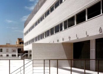 Escola Mediterrani de l'Ampolla
