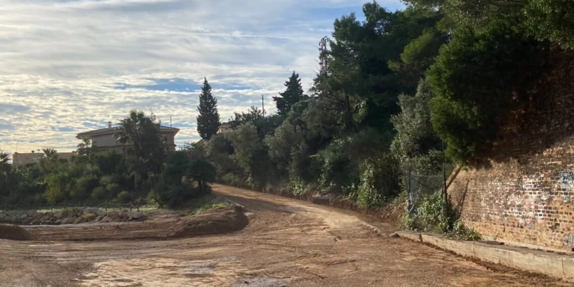 L’Ampolla habilita un accés alternatiu mentre busca una solució per al pont de Sant Pere
